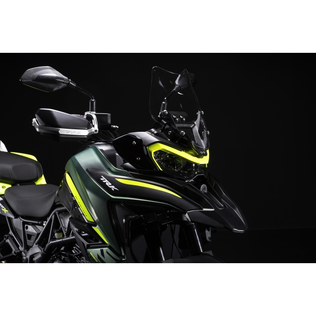 Benelli TRK 702X PROMOCJA 4 lata gwarancji i 2 przeglądy gratis + kufry i szyba PUIG rocznik 2024